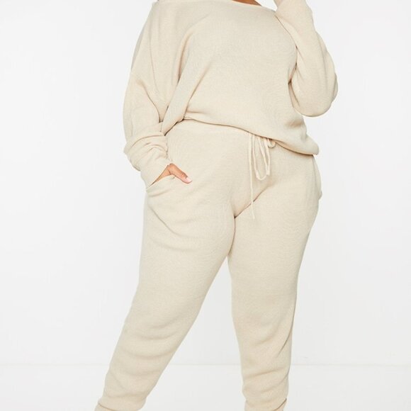 Pretty Little Thing Stone Knitted Lounge Set​​​ - Picture 2 of 5